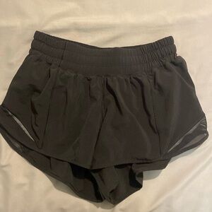 Black hotty hot lululemon shorts